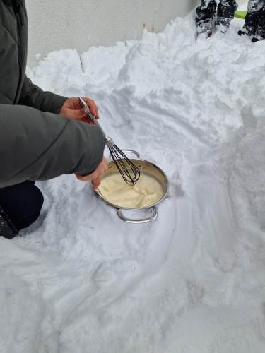 Her lages soft-isen.